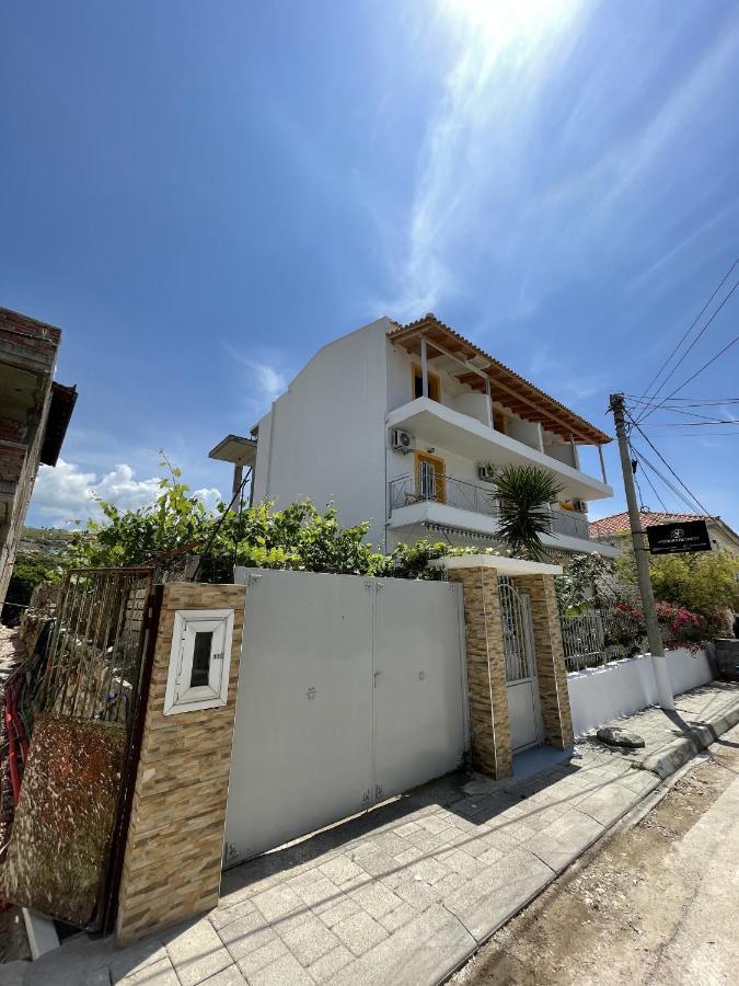 Orchard Retreat Aparthotel Himare Exteriör bild