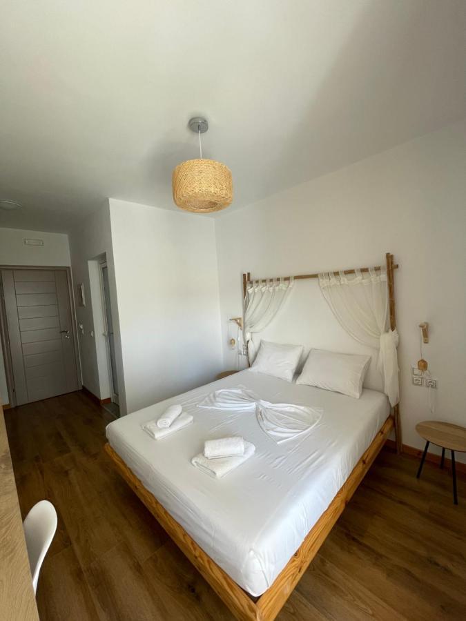 Orchard Retreat Aparthotel Himare Exteriör bild